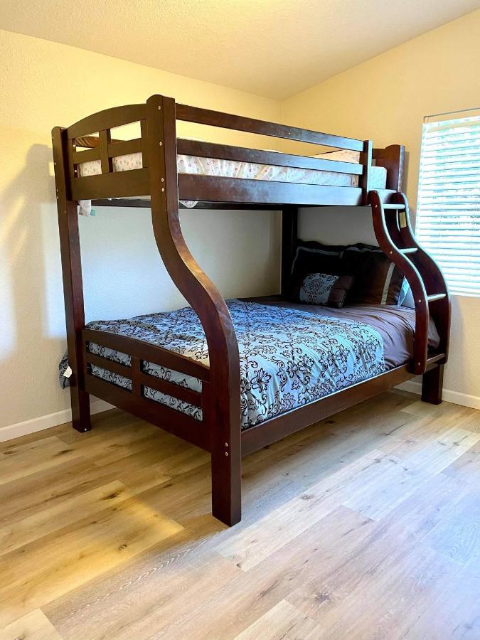 Yosemite Escapes - Pine Mountain Lake Groveland Ngoại thất bức ảnh